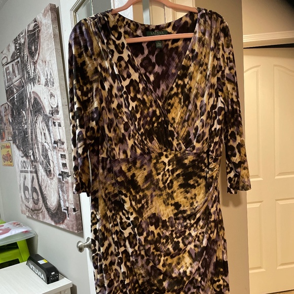Lauren Ralph Lauren animal Print 3/4 Sleeve Ruched Faux Wrap Dress Size 4 - Picture 1 of 7